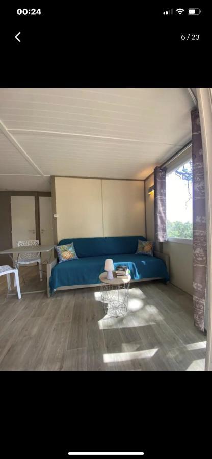 Les Chalets Des Iles Borgo  Exterior photo